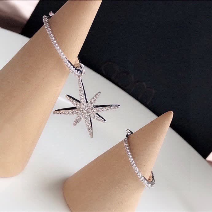 APM Monaco Elegant Star Hoop Earrings